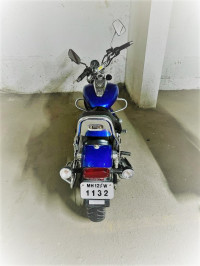 Bajaj Avenger 200 DTS-i