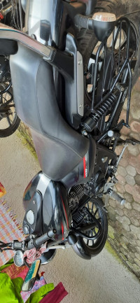 Matte Black Bajaj Avenger Street 220 BS6