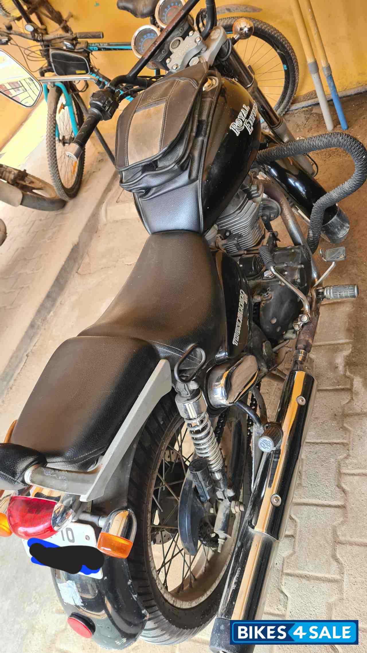 Black Royal Enfield Thunderbird 350