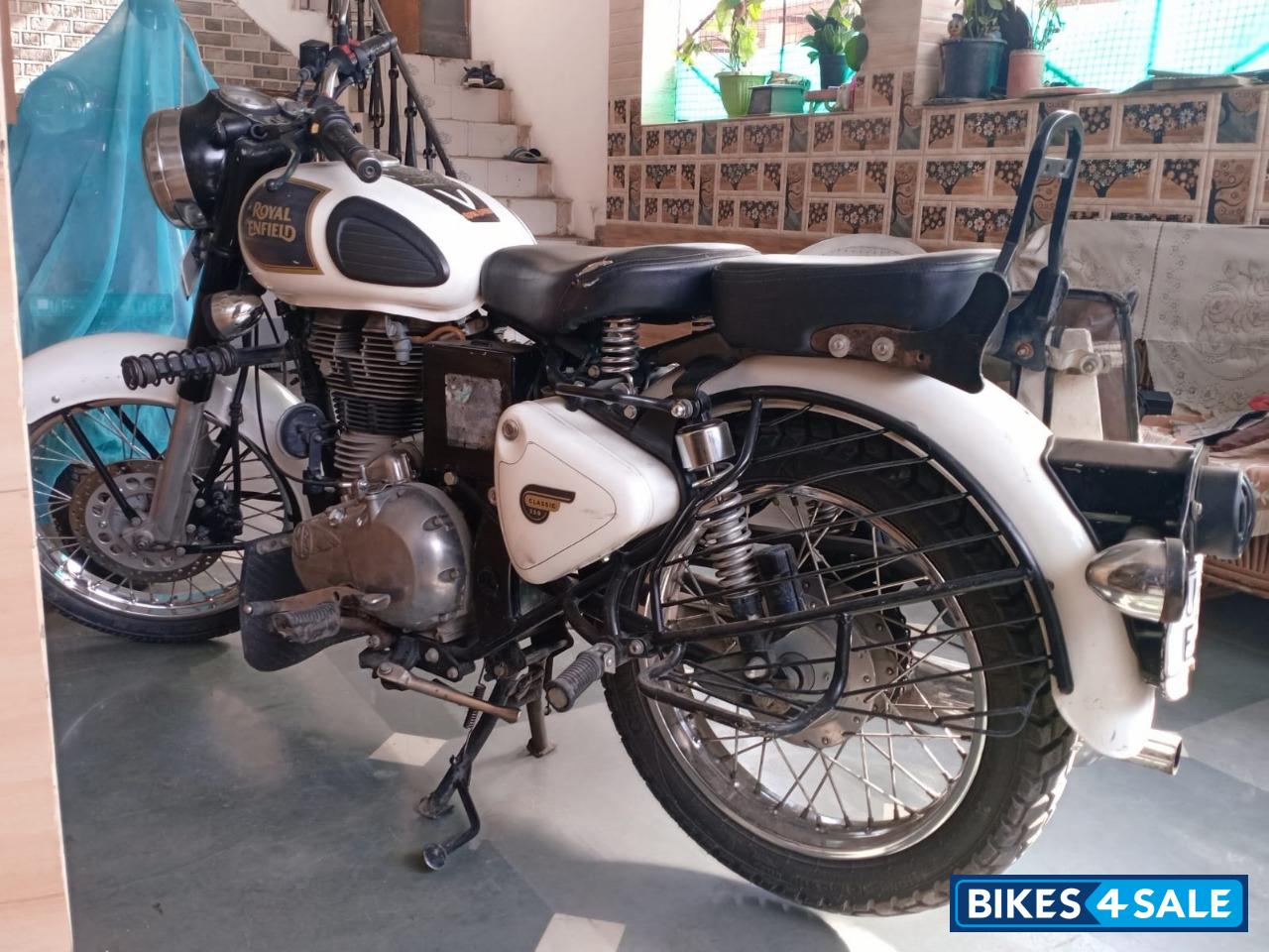 Royal Enfield Classic 350 BS VI