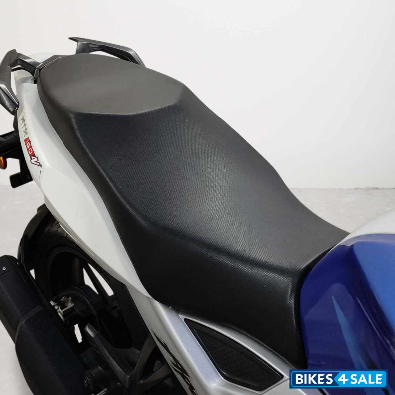 TVS Apache RTR 160 4V