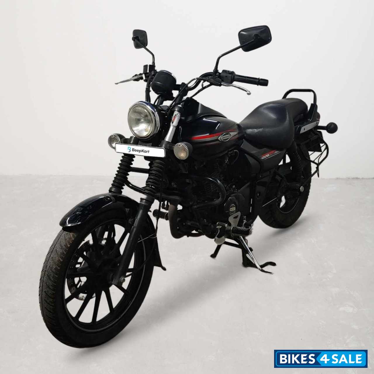 Bajaj Avenger Street 220