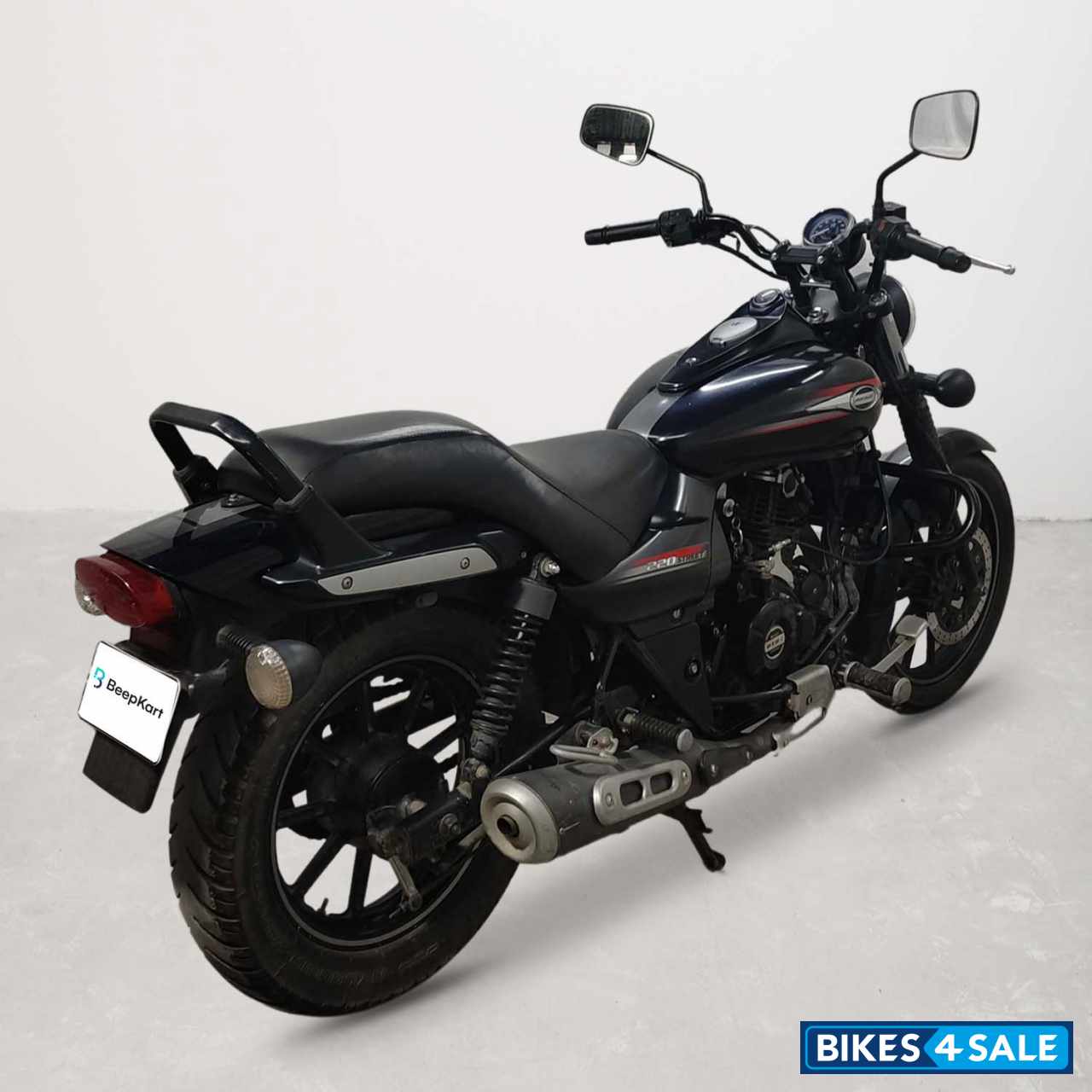 Bajaj Avenger Street 220