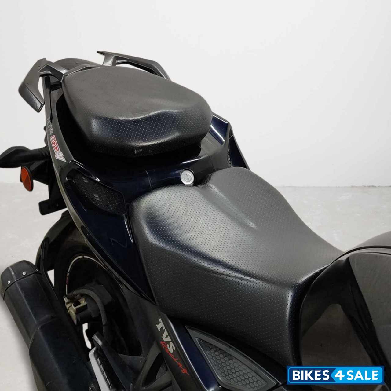 TVS Apache RTR 200 4V