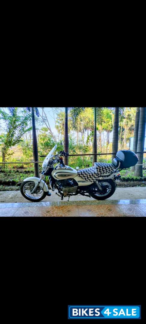 Bajaj Avenger Cruise 220