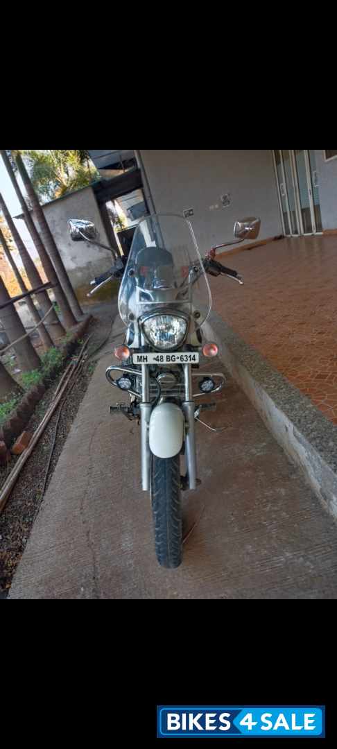 Bajaj Avenger Cruise 220