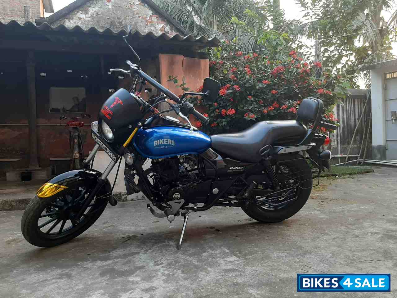 Cherry Red & Black Bajaj Avenger Street 150