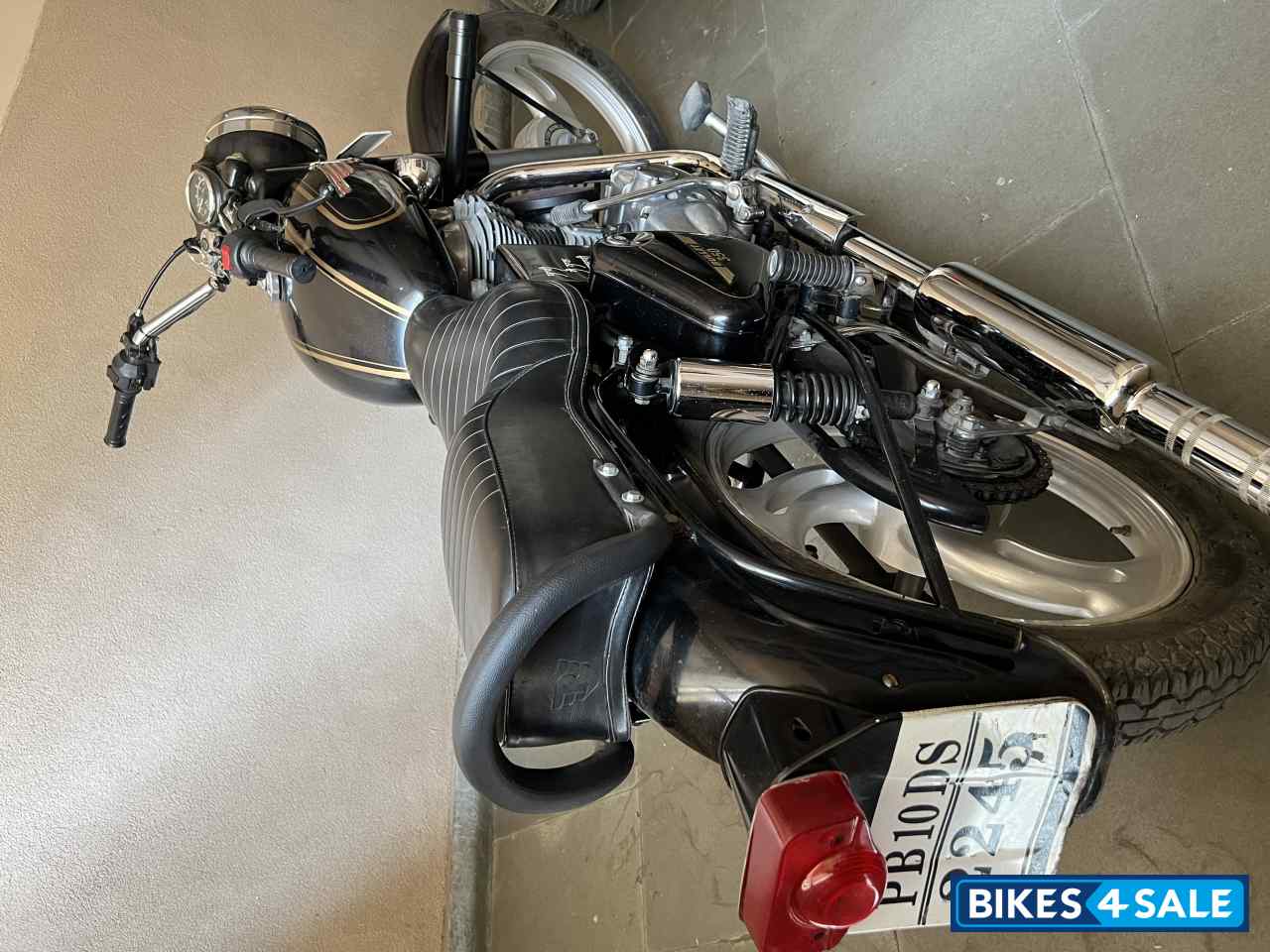 Royal Enfield  Standard