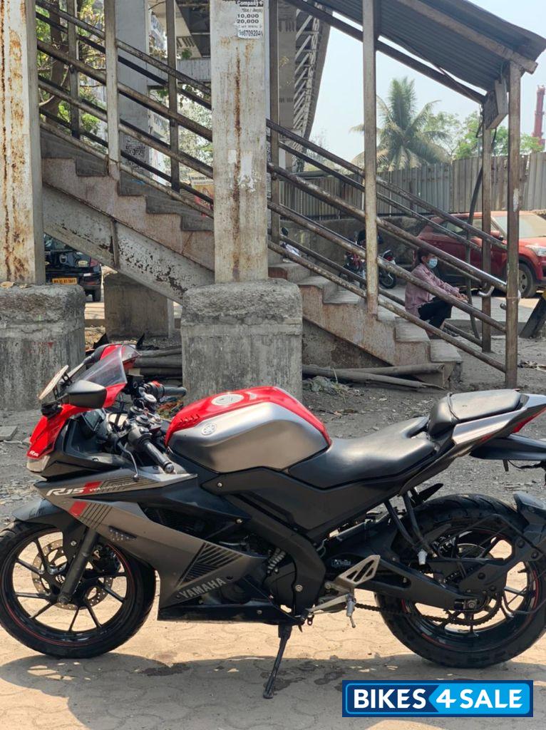 Red Black Yamaha YZF R15 V3