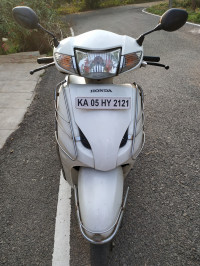 White Honda Activa