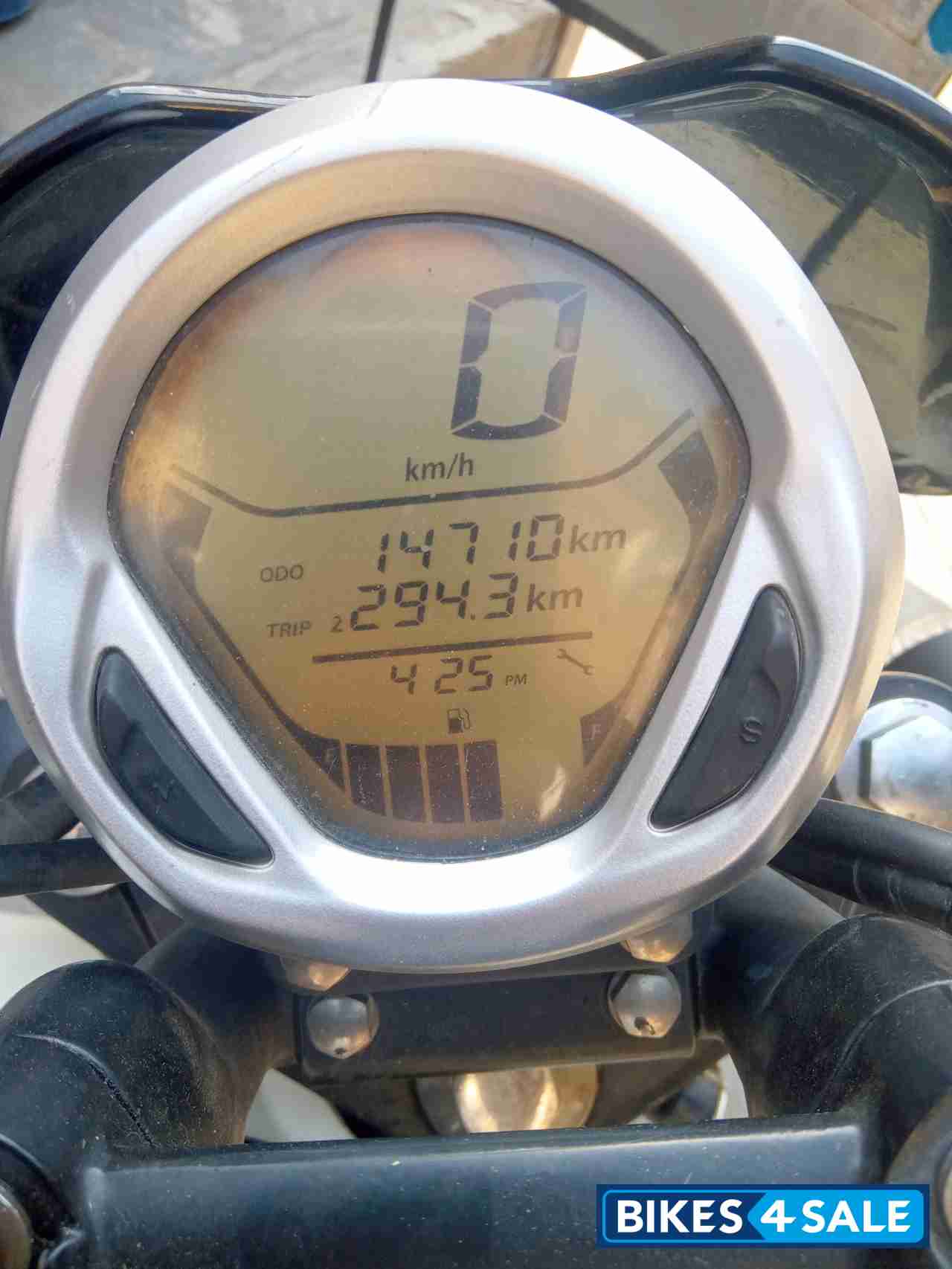 Bajaj Avenger Street 220