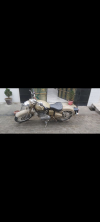 Desert Storm Royal Enfield Classic 500