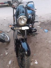 Bajaj Avenger Street 180