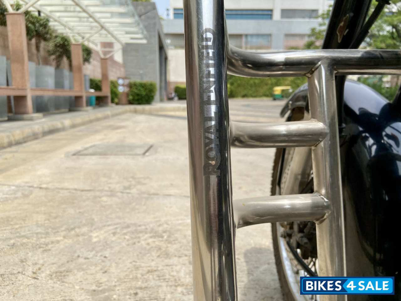 Black Royal Enfield Classic 350 Black Royal Enfield Classic 350