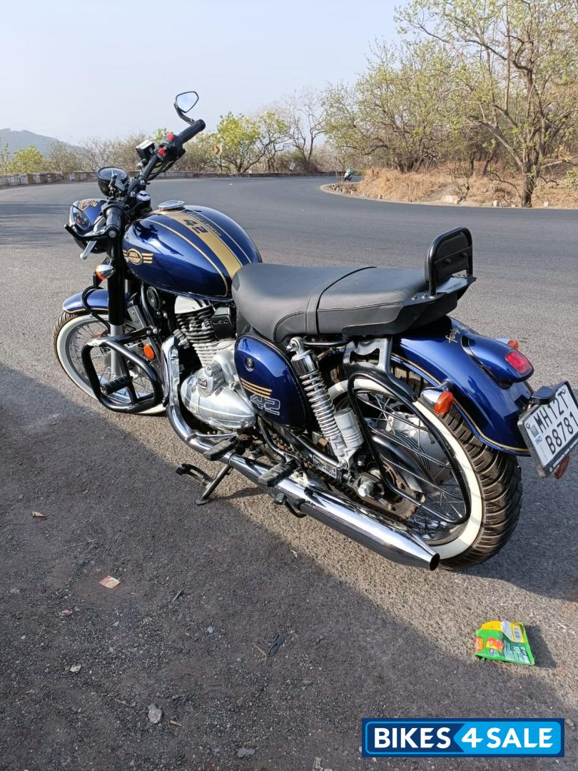 Nebula Blue Jawa forty two BS6