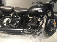 Royal Enfield Classic Stealth Black 2019 Model