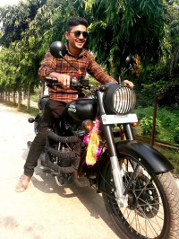 Stealth Black Royal Enfield Classic Stealth Black