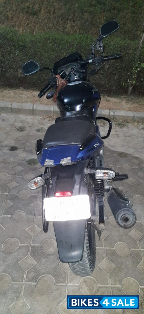 Bajaj Pulsar 180