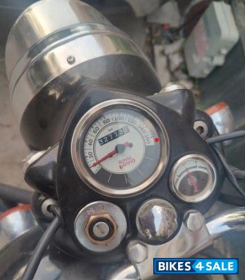 Black Royal Enfield Classic 350 Black Royal Enfield Classic 350