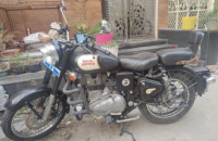 Black Royal Enfield Classic 350