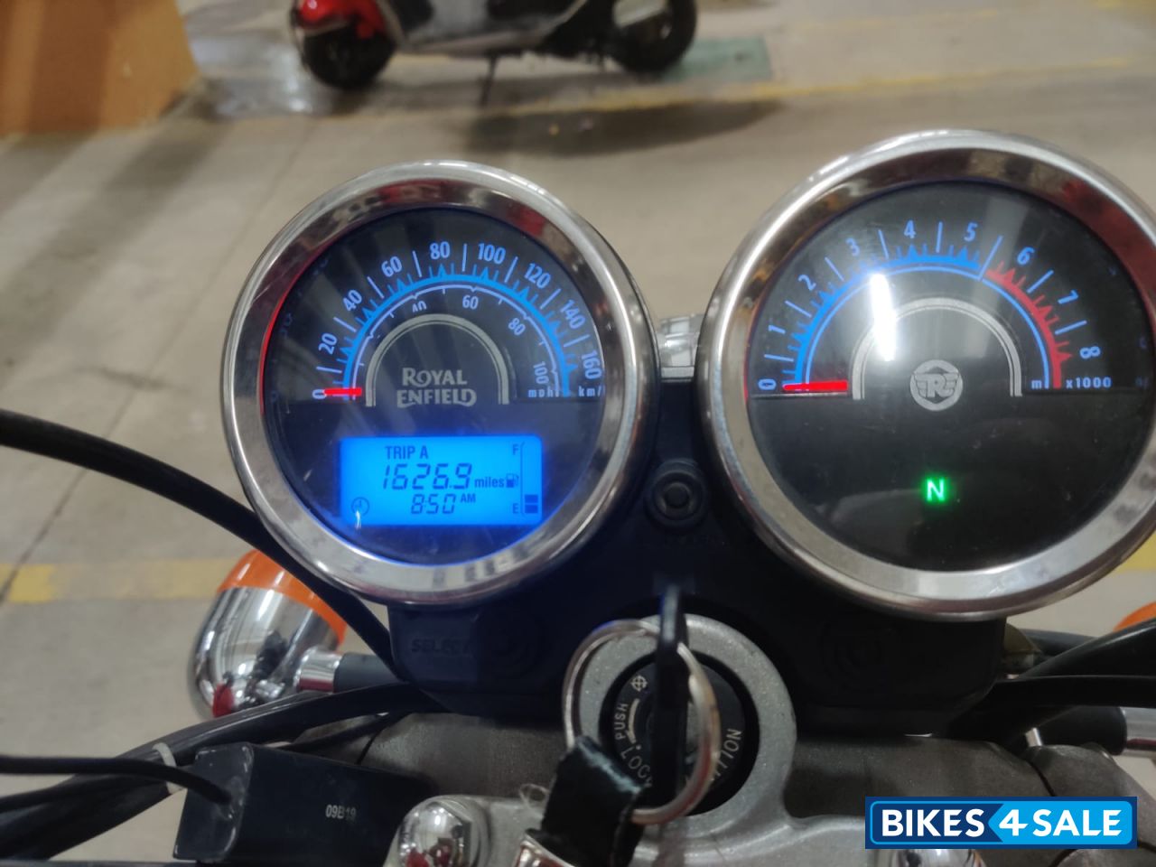 Lightening Royal Enfield Thunderbird 350