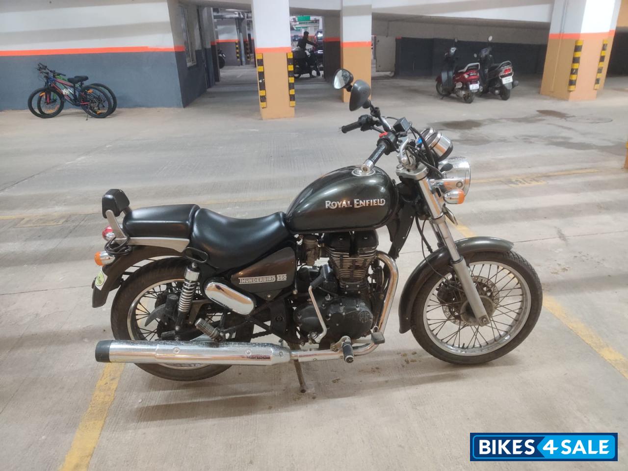 Lightening Royal Enfield Thunderbird 350 Lightening Royal Enfield Thunderbird 350