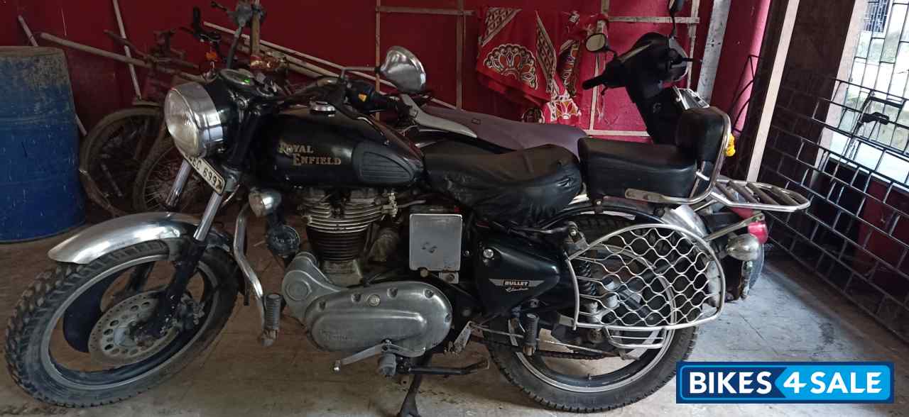 Grey Black Royal Enfield Bullet 350