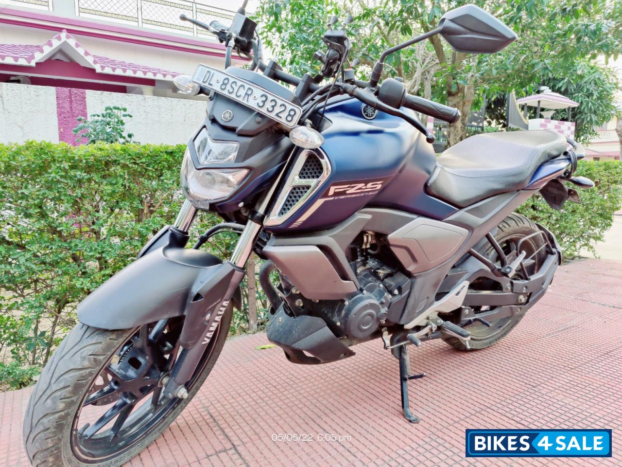 Matt Blue Yamaha FZ-S