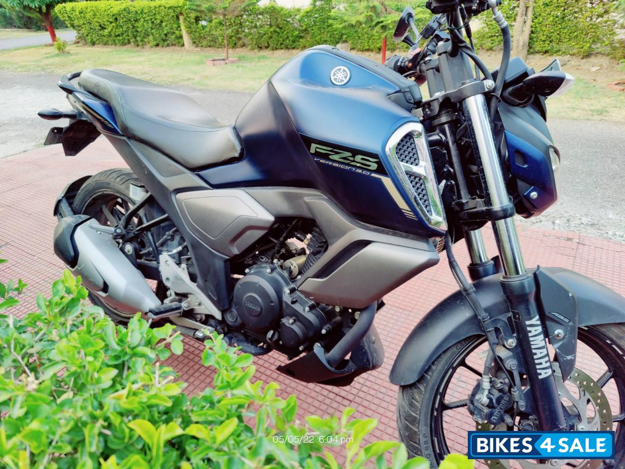 Matt Blue Yamaha FZ-S