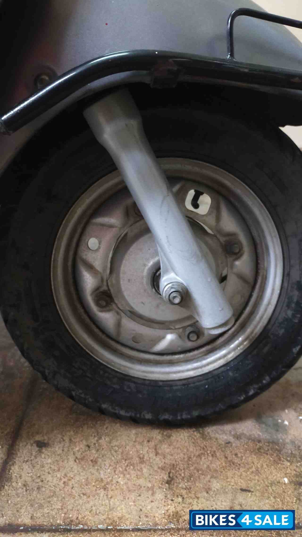 Grey Suzuki Access 125