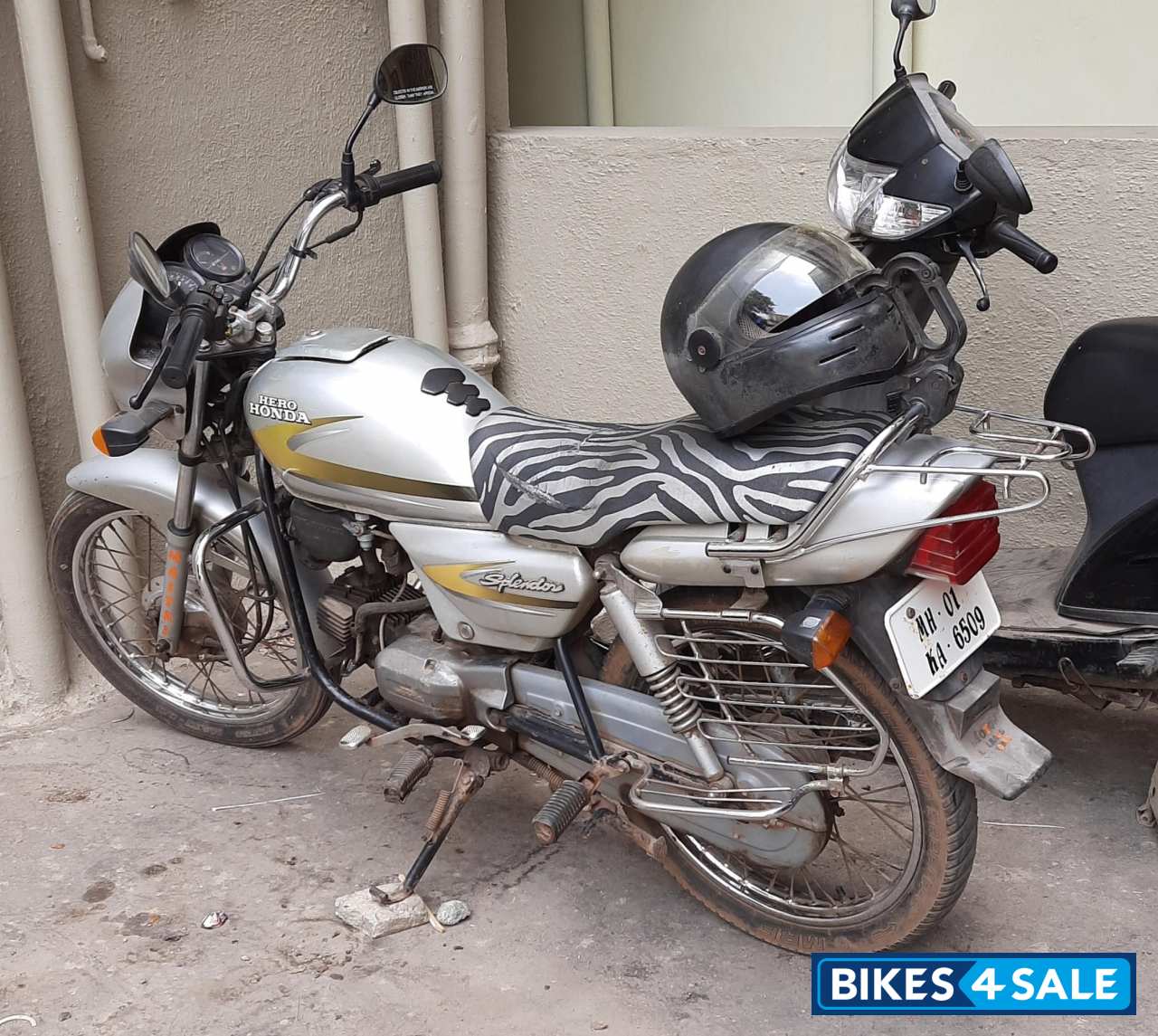 Silver Hero Splendor