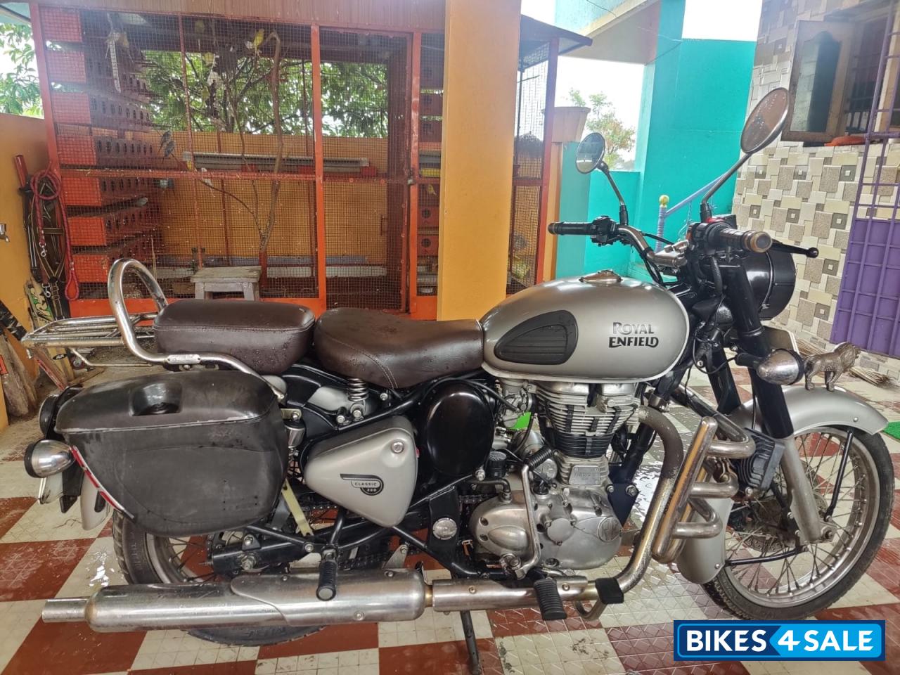 Royal Enfield Classic 350