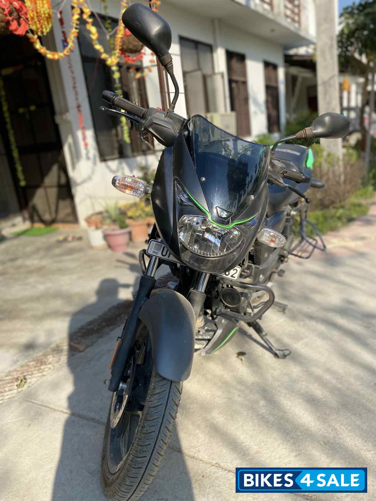 Bajaj Pulsar 125 Split Seat Bajaj Pulsar 125 Split Seat