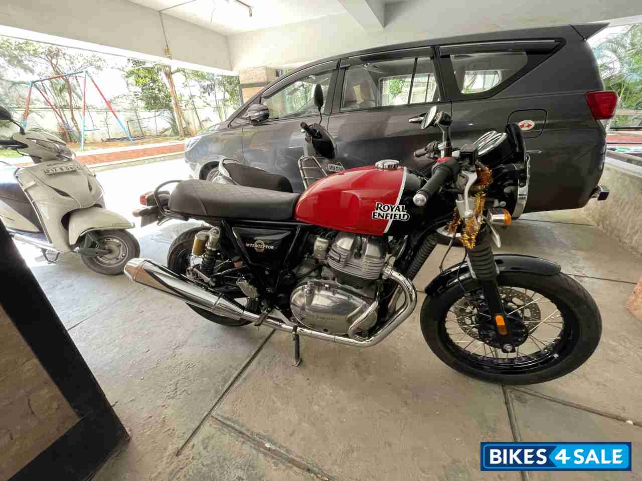 Royal Enfield Interceptor 650 Twin