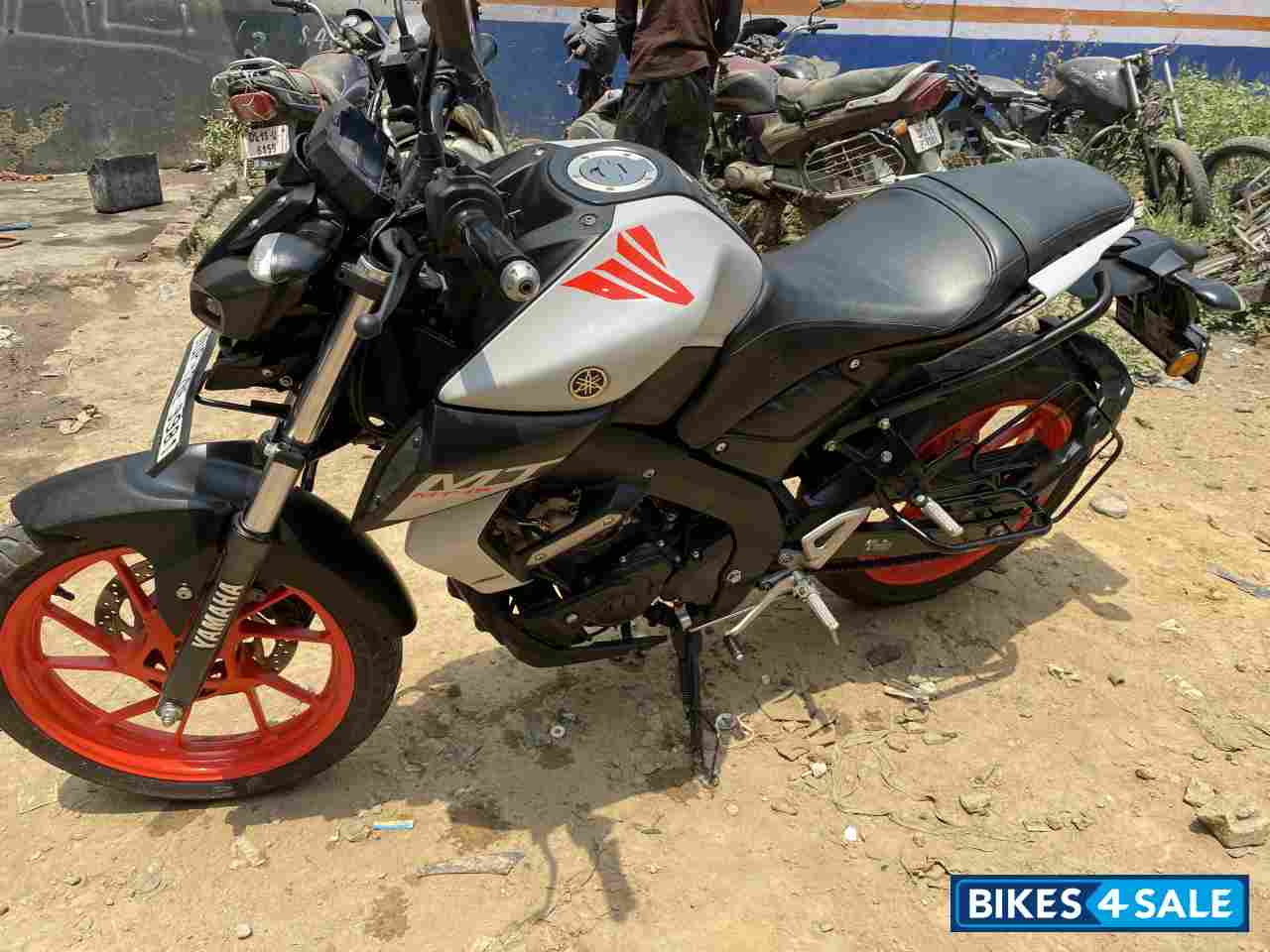 Ice Fluo Yamaha MT-15 BS6