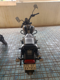 Bajaj Avenger Street 220