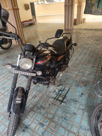 Bajaj Avenger Street 220