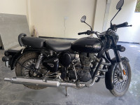 Pure Black Royal Enfield Classic 350