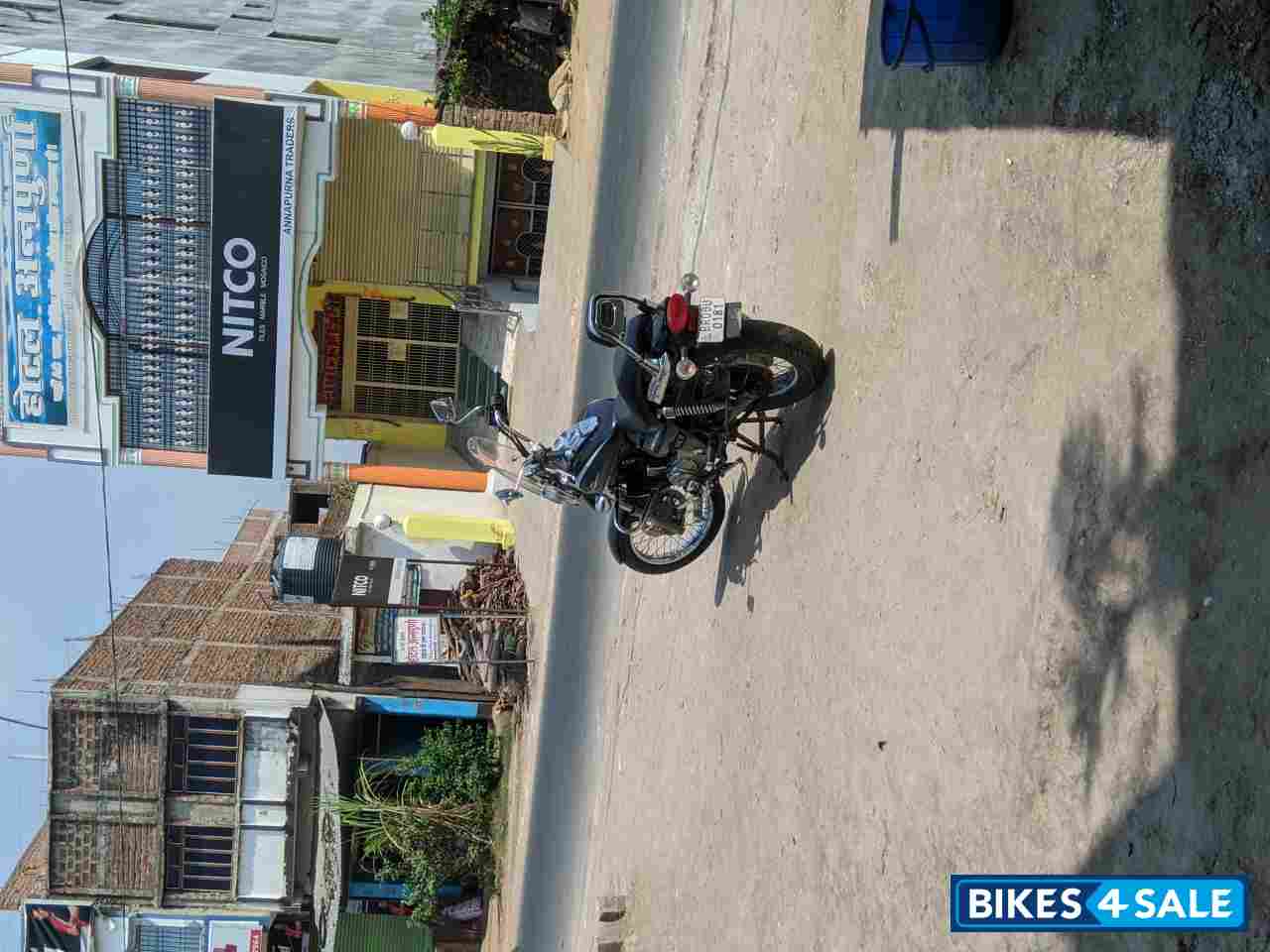 Bajaj Avenger Cruise 220