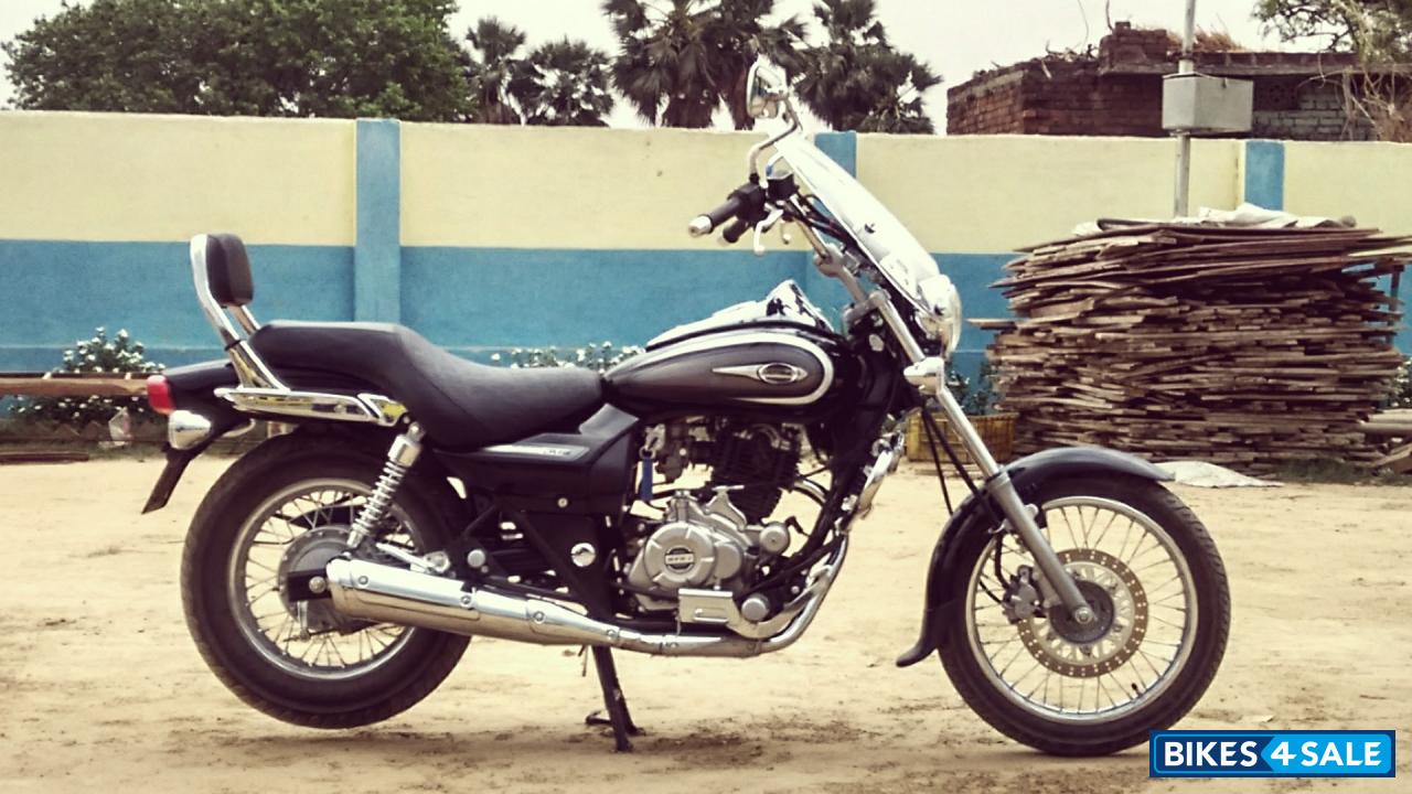 Bajaj Avenger Cruise 220