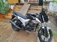 Yamaha SZ-R 2011 Model