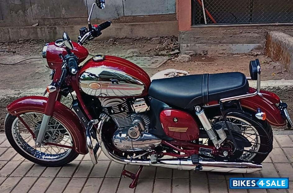 Jawa  Classic 300 dual disc ABS