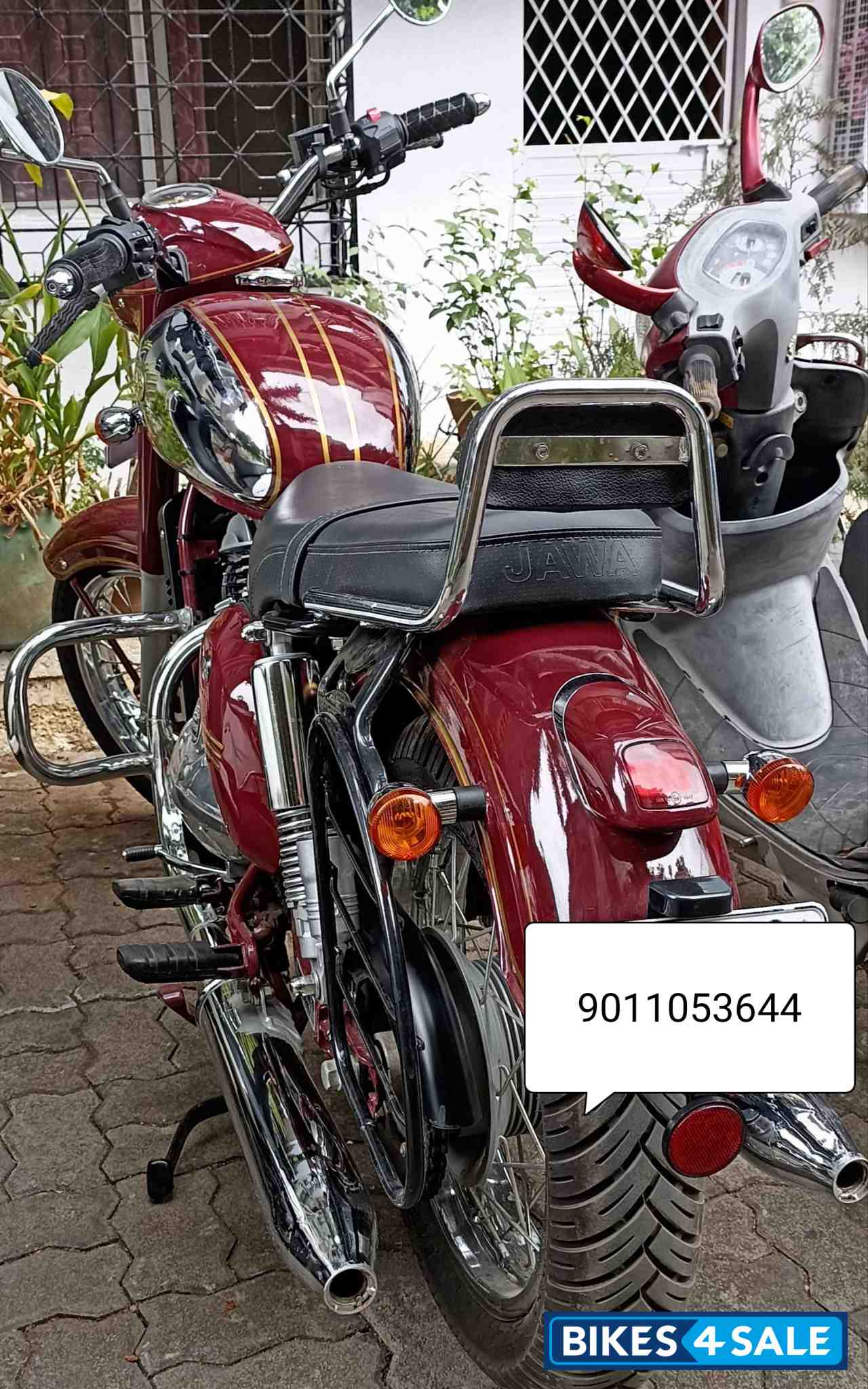 Jawa  Classic 300 dual disc ABS