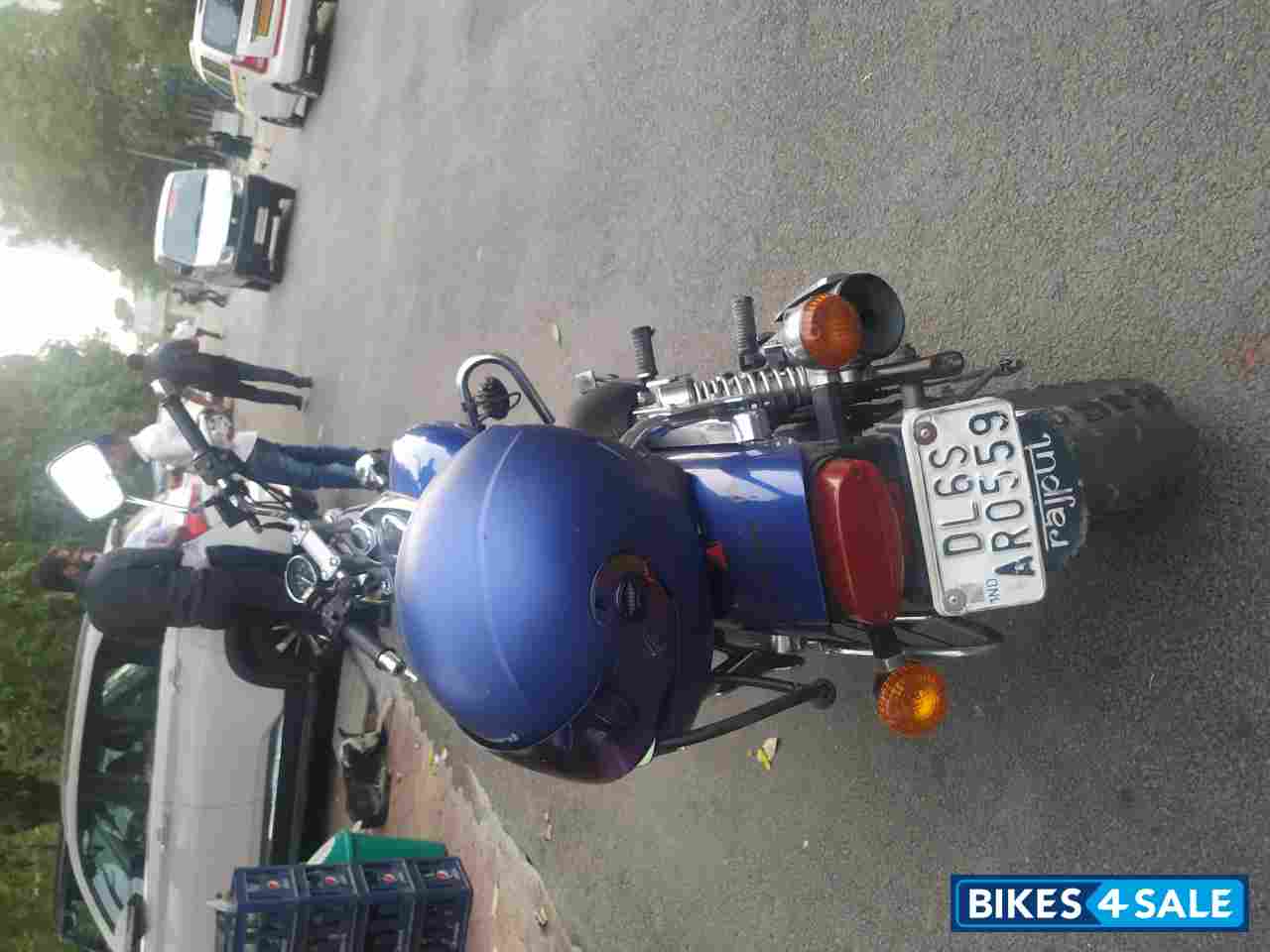 Bajaj Avenger 220 DTS-i