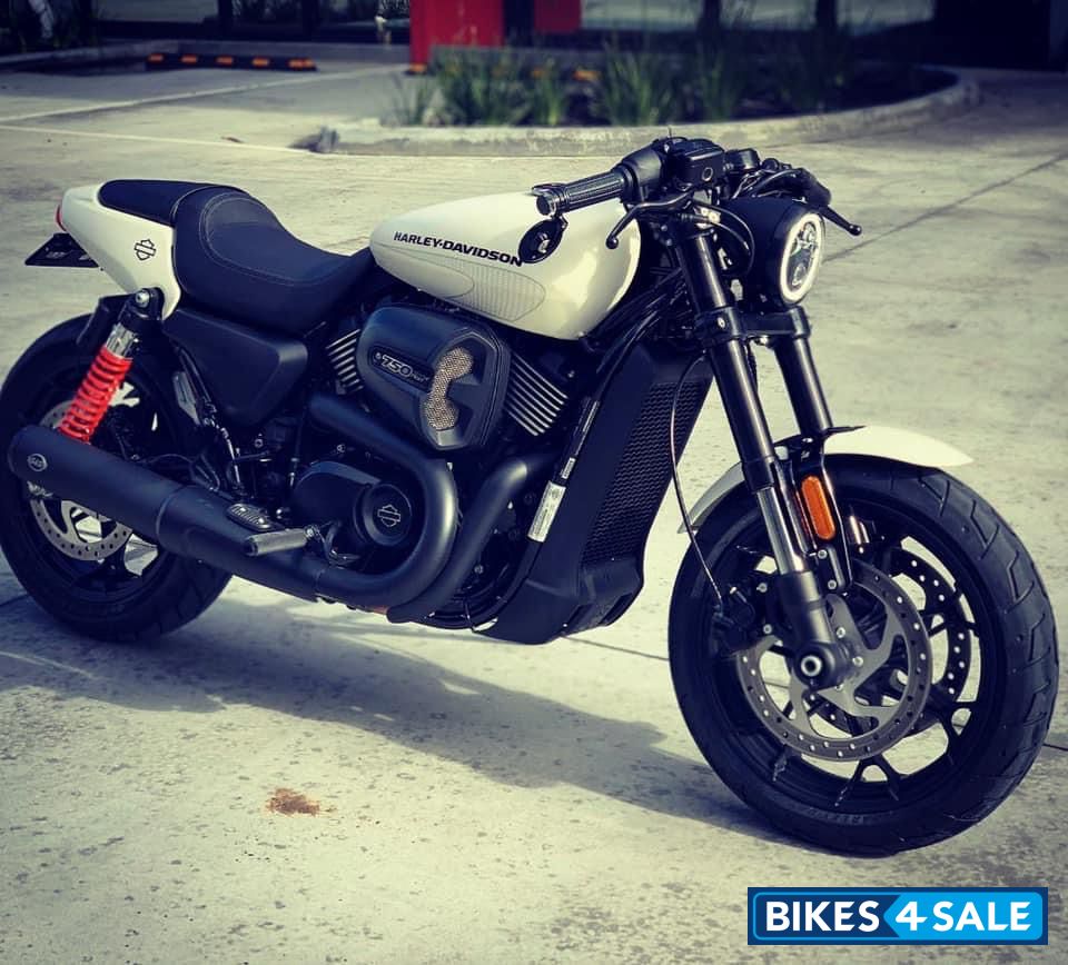 Harley Davidson Street Rod