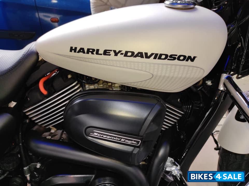 Harley Davidson Street Rod