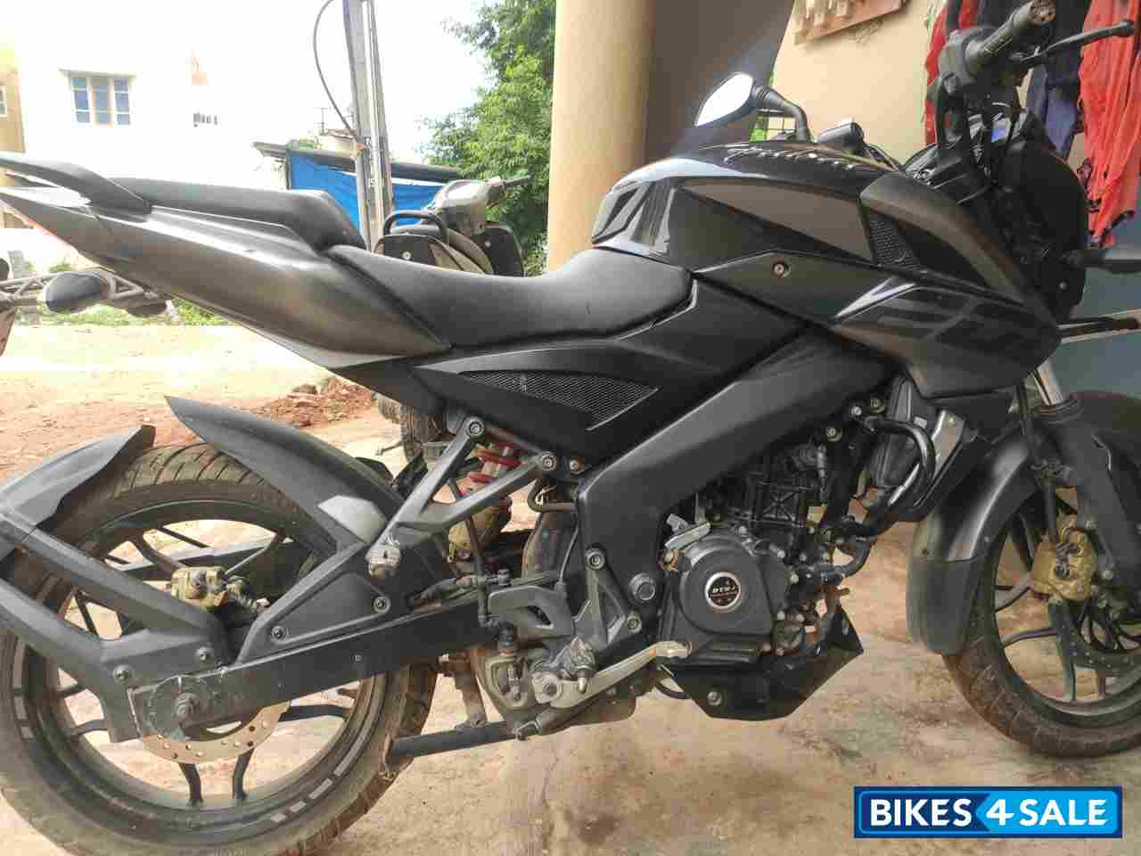 Sparklinggb Bajaj Pulsar 200 NS