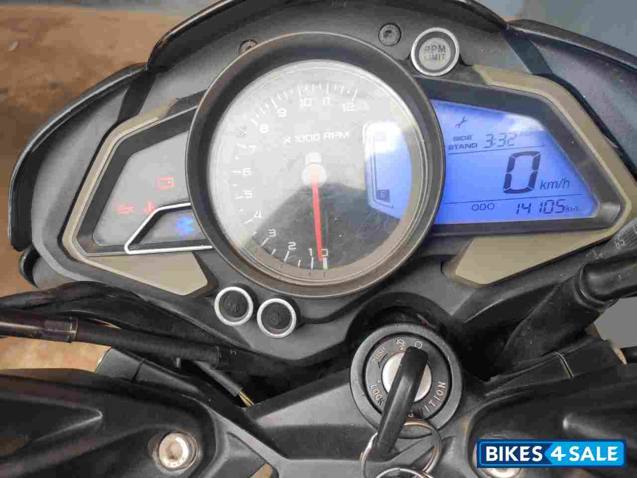 Sparklinggb Bajaj Pulsar 200 NS