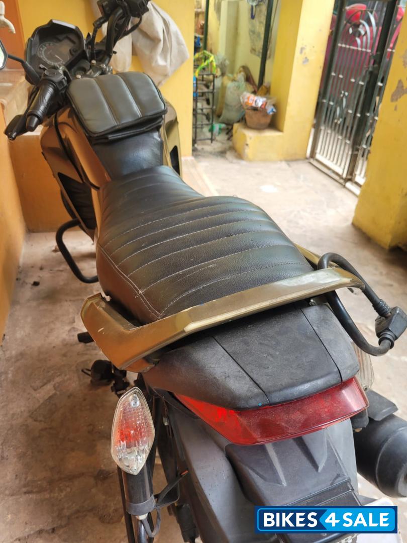 Gold Honda Unicorn Dazzler