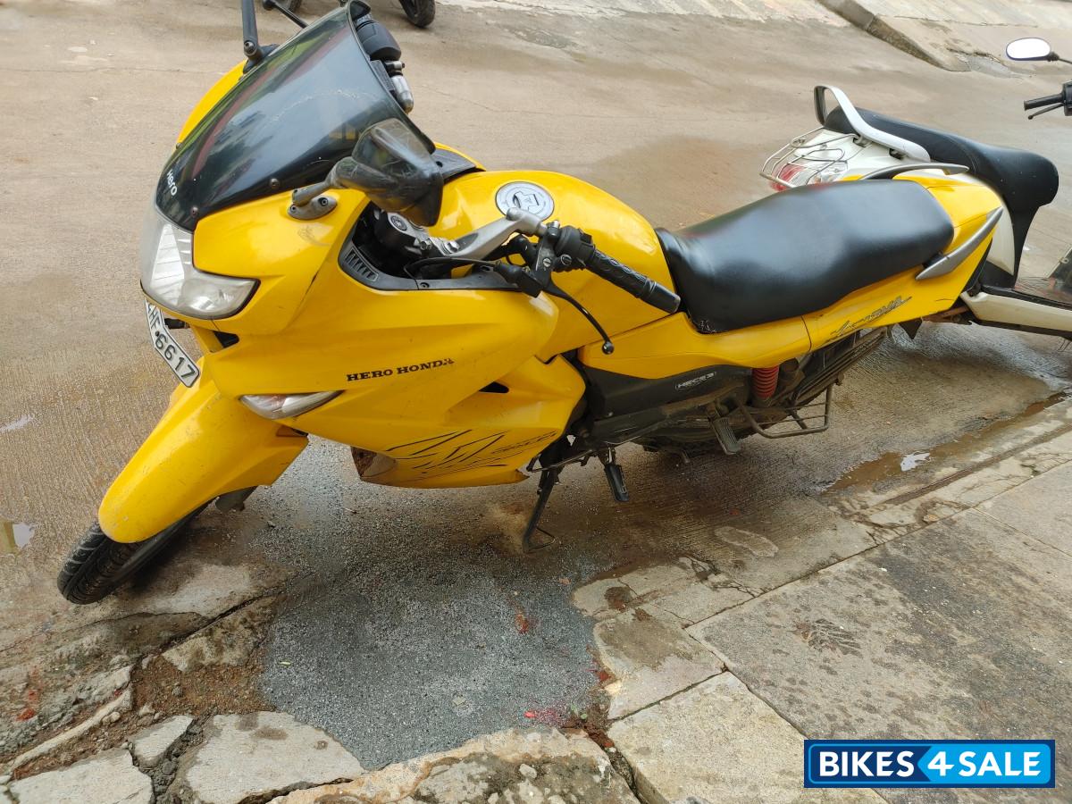 Yellow Hero Karizma ZMR